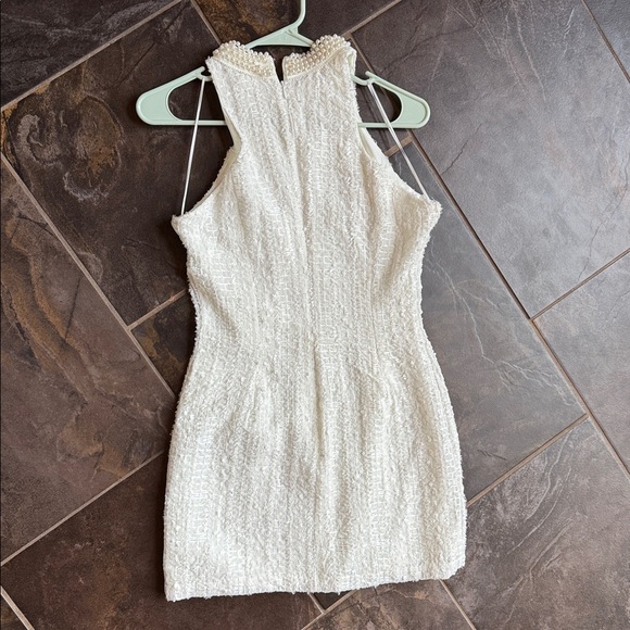 Chic White Halter Wedding Dress - Picture 8 of 8